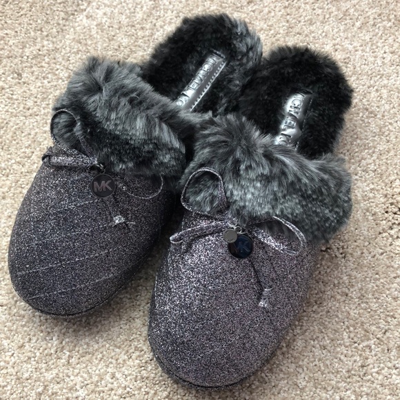 Michael Kors Slippers. Size 7. New! - Picture 2 of 6